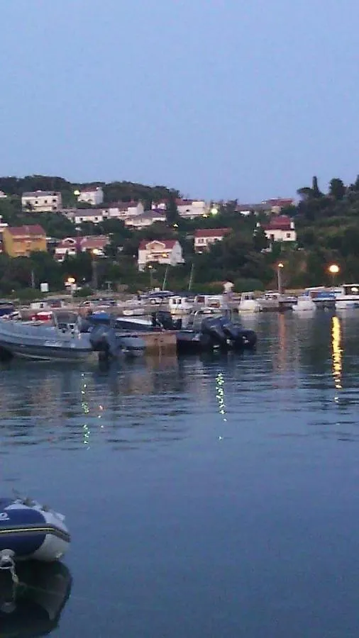 Apartments By The Sea Kampor, Rab - 12388
